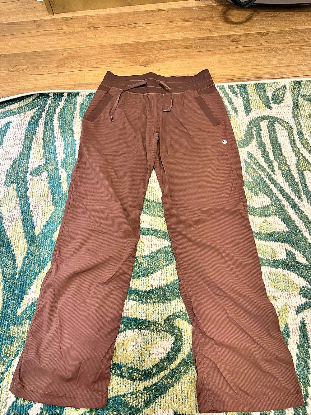 Dance Studio Mid-Rise Pant Brown Size 8 Like New